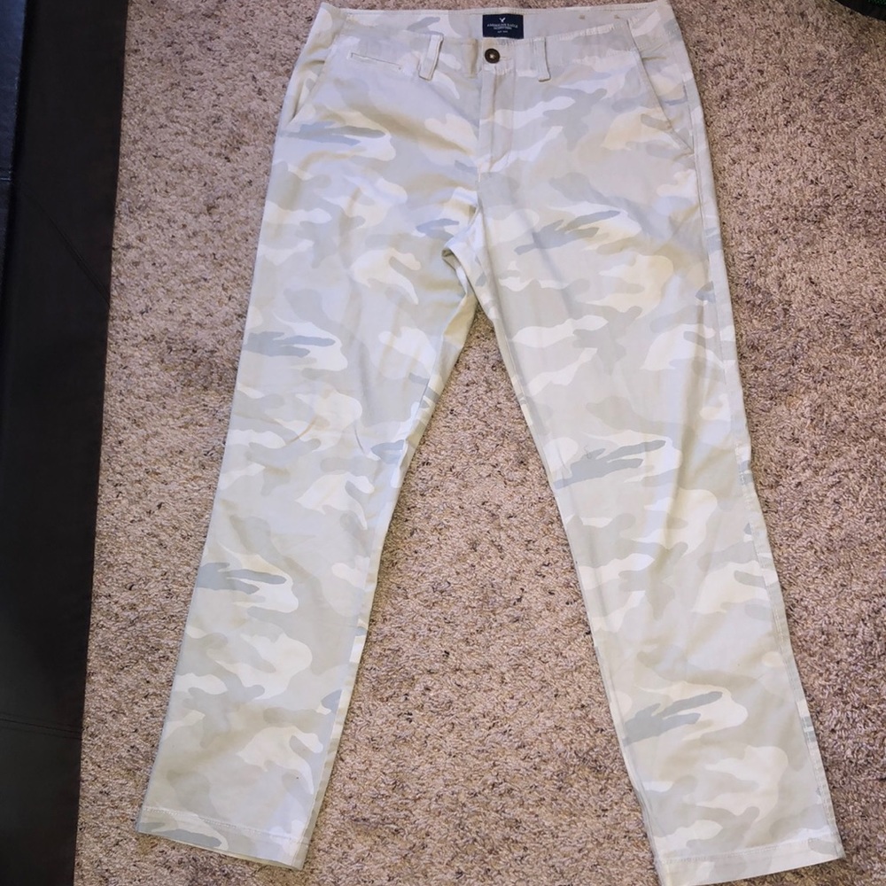 American Eagle Camo Pants